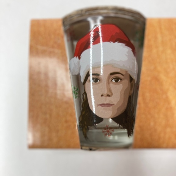 The Office collectible glassware set of six NWT - Picture 3 of 11